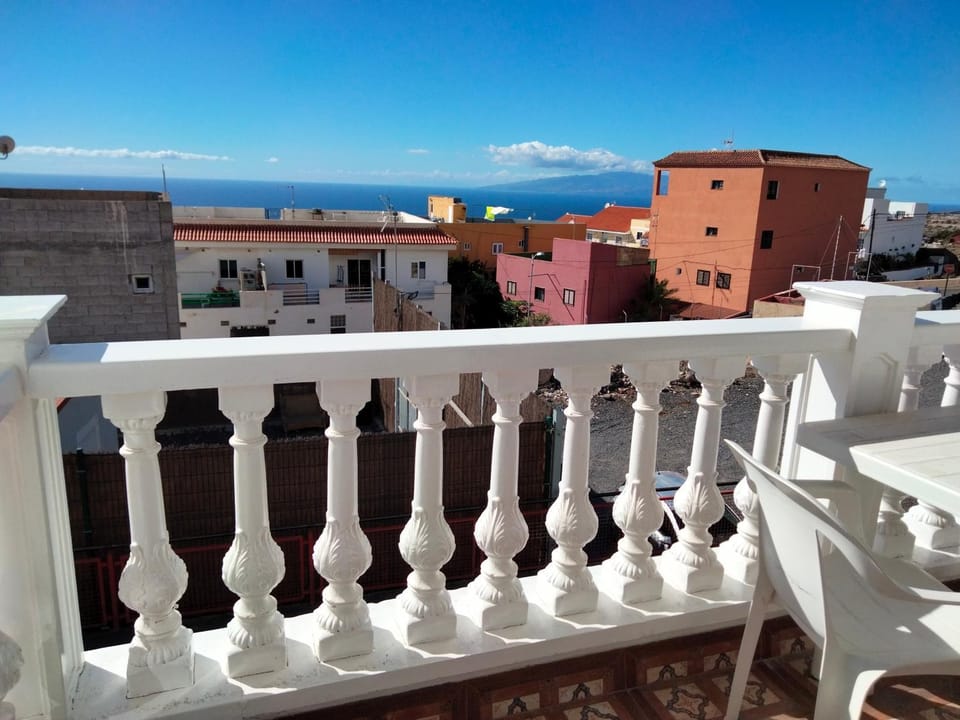 Balcony/Terrace, City view, Sea view