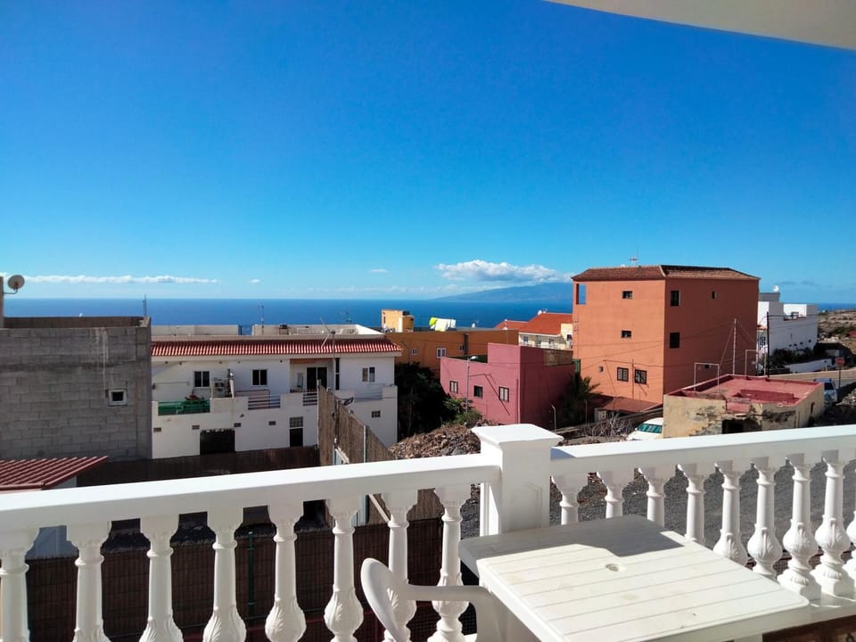 Balcony/Terrace, City view, Sea view