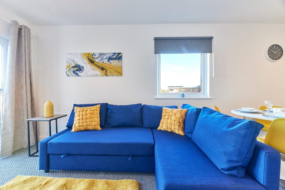 Communal lounge/ TV room, Living room