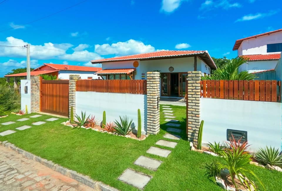 Property building, Day, Garden, Garden view