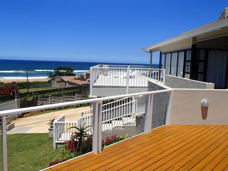 Property building, Neighbourhood, Balcony/Terrace