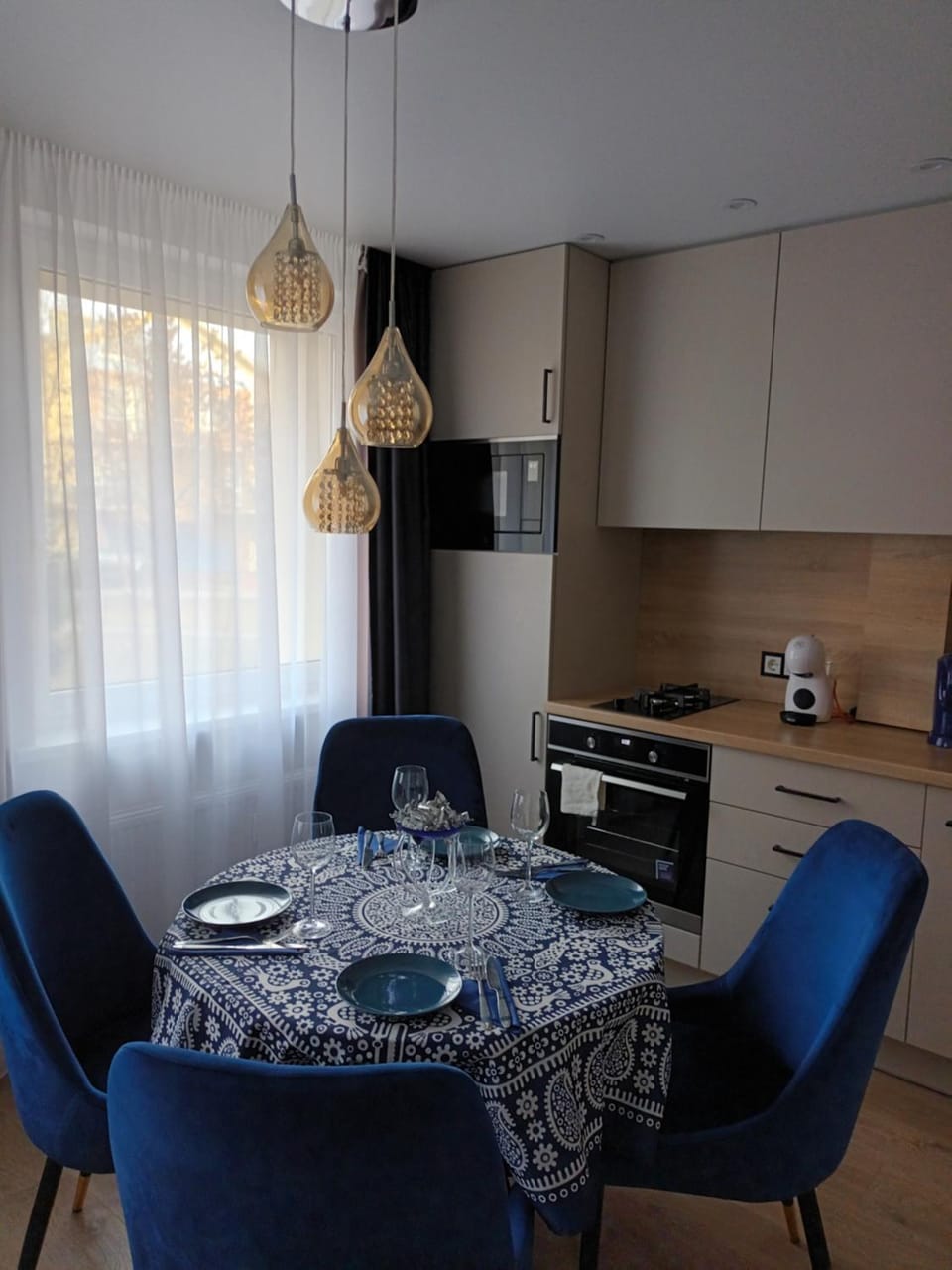 Coffee/tea facilities, Seating area, Dining area, minibar, pet friendly, toaster