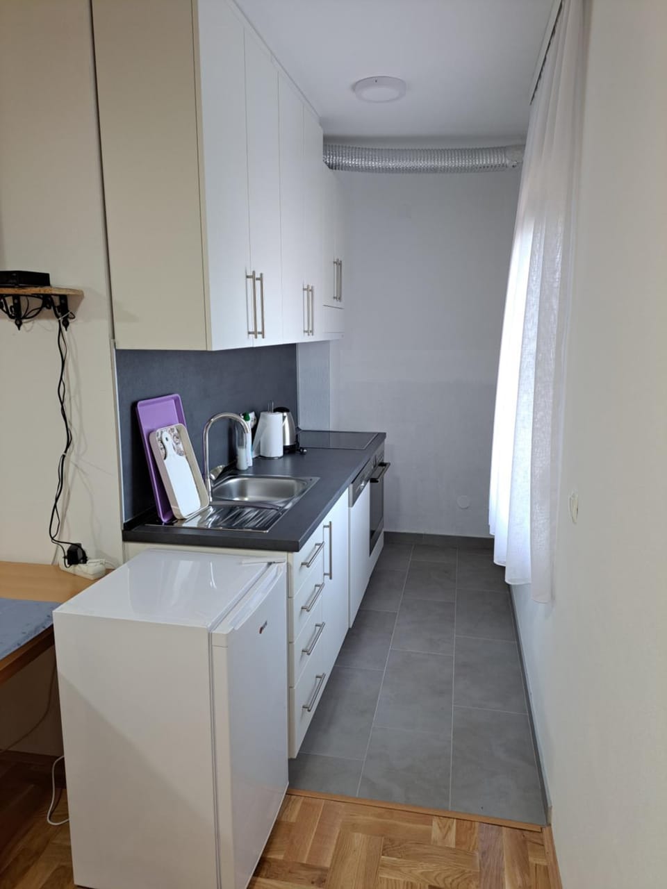 Kitchen or kitchenette, stove