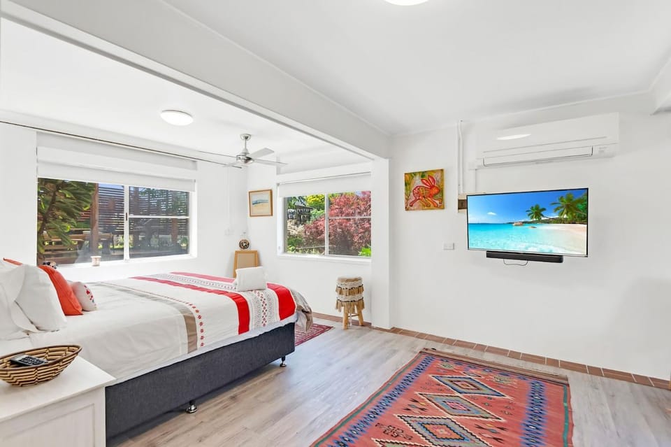 Beach Views House in Lennox Head