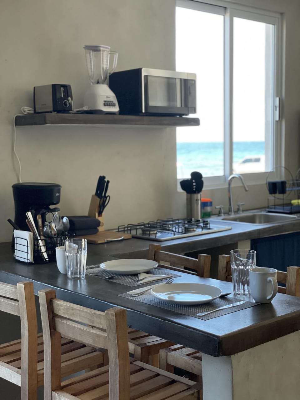 Kitchen or kitchenette, Dining area, Lunch, Dinner, kitchen