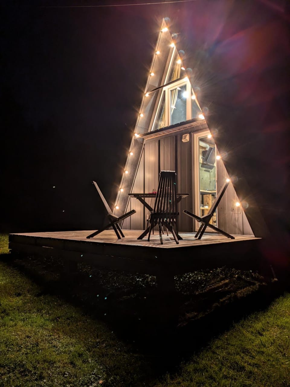 Property building, Night, Balcony/Terrace