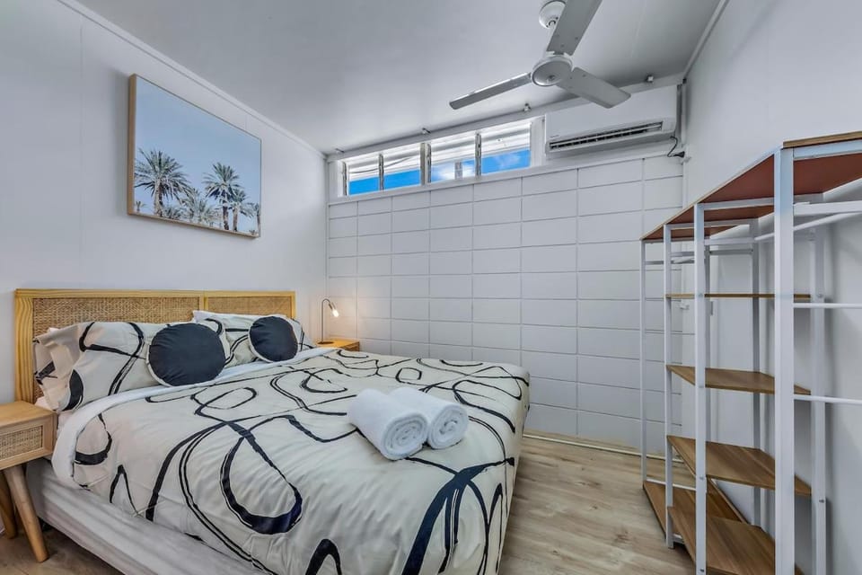 Beach Shack at Airlie Apartment in Airlie Beach
