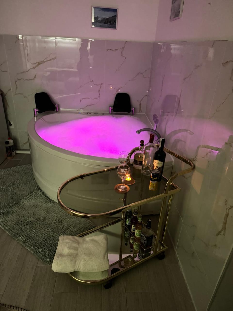 Apartman Mont, Lux & Jacuzzi - Jahorina Apartment in Federation of Bosnia and Herzegovina