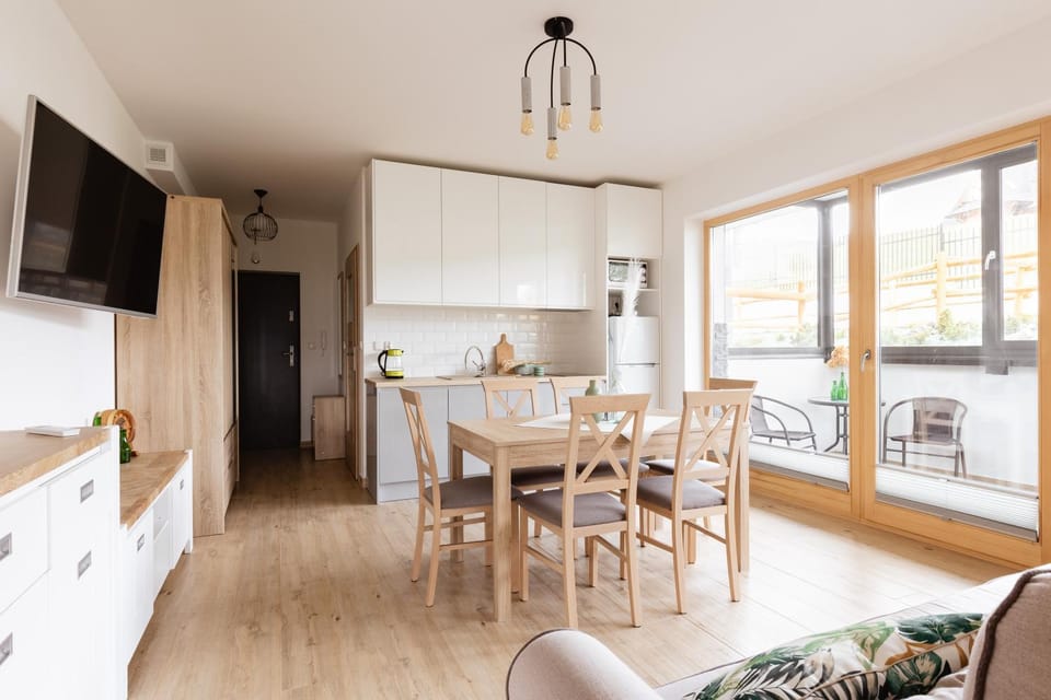 Kitchen or kitchenette, Living room, Dining area