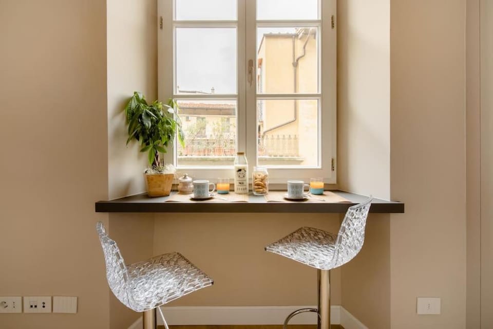 Coffee/tea facilities, Seating area