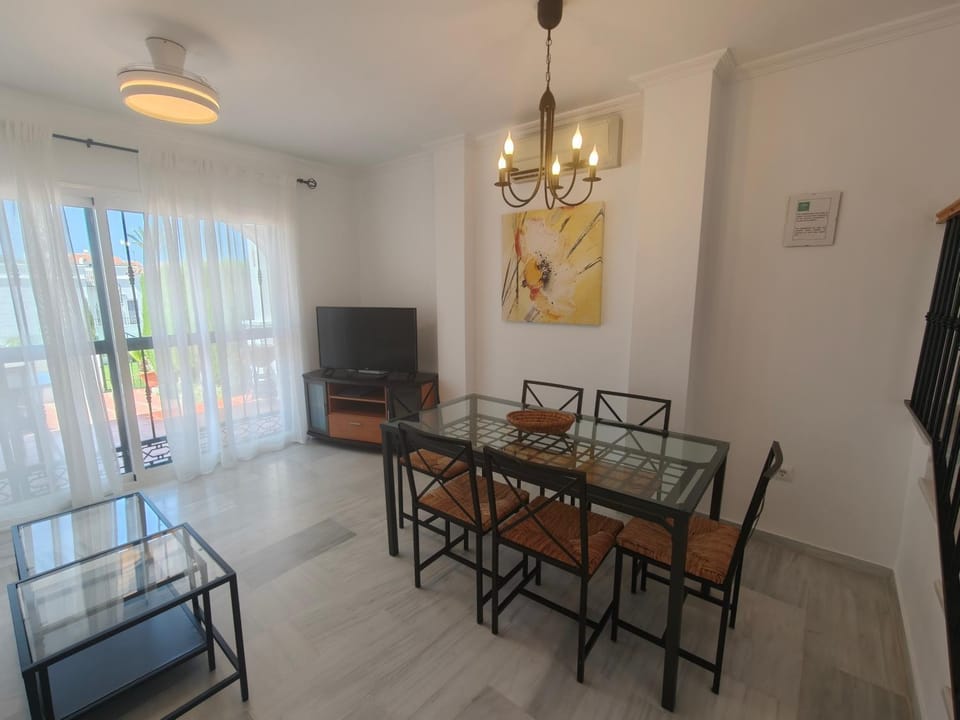 TV and multimedia, Dining area