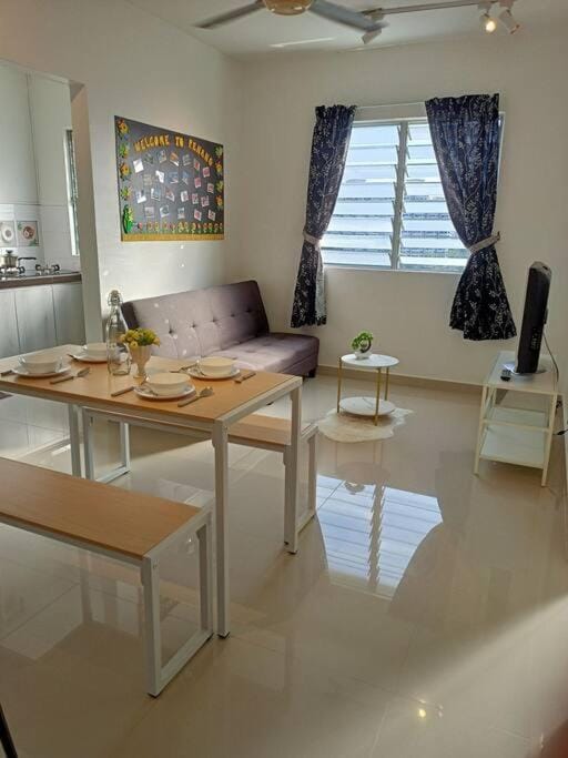 Palm Court Apartment in Penang