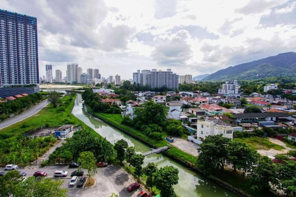 Palm Court Apartment in Penang