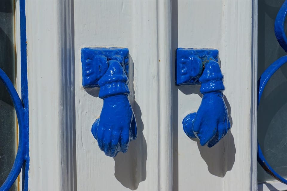 Day, Decorative detail