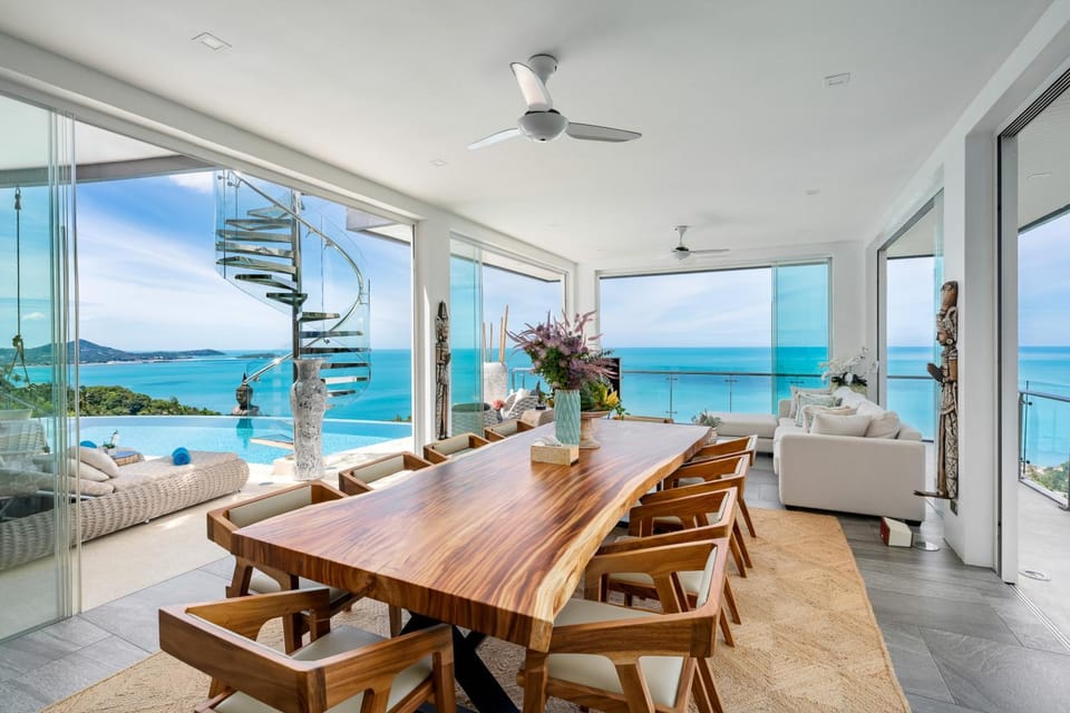 Living room, Seating area, Dining area, Sea view