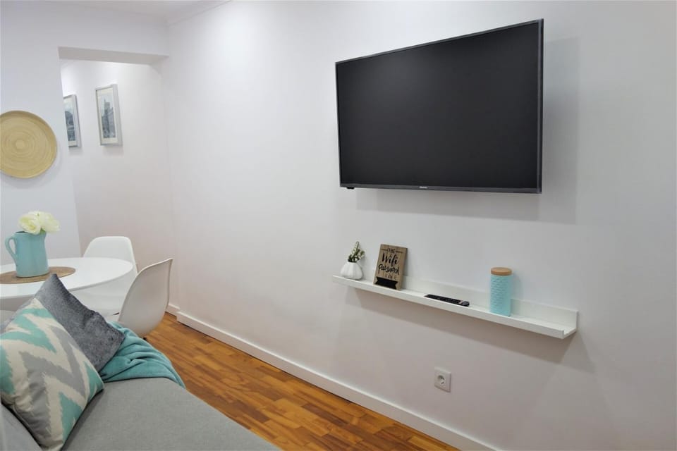 Santa Marta Apartment by Trip2Portugal Apartment in Lisbon