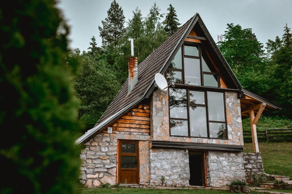 Planinska Koliba ABA-TARA Chalet in Zlatibor District, Serbia