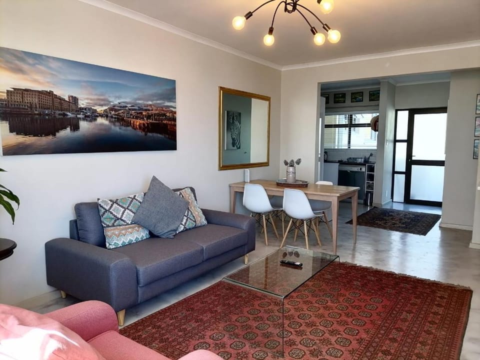 Camps Bay sea view apartment Apartment in Cape Town