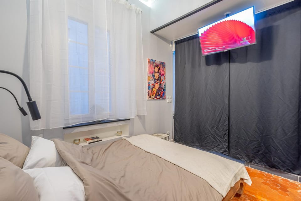 TV and multimedia, Photo of the whole room