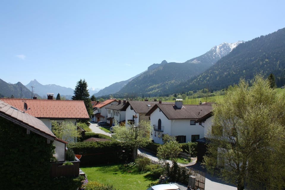 Neighbourhood, Mountain view