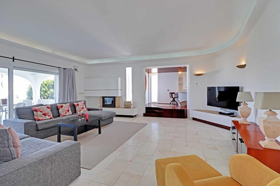 Communal lounge/ TV room, Living room, Photo of the whole room