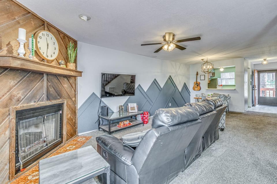 Hike, Golf & Explore: Ruidoso Retreat w/ Deck! House in Ruidoso