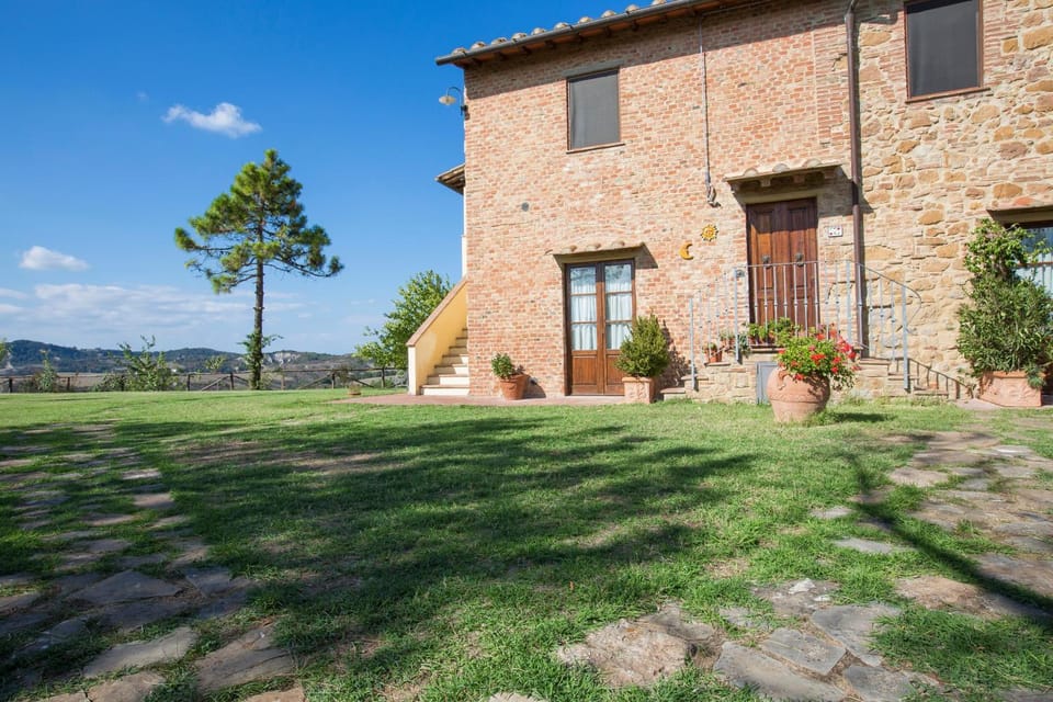 Facade/entrance, Garden