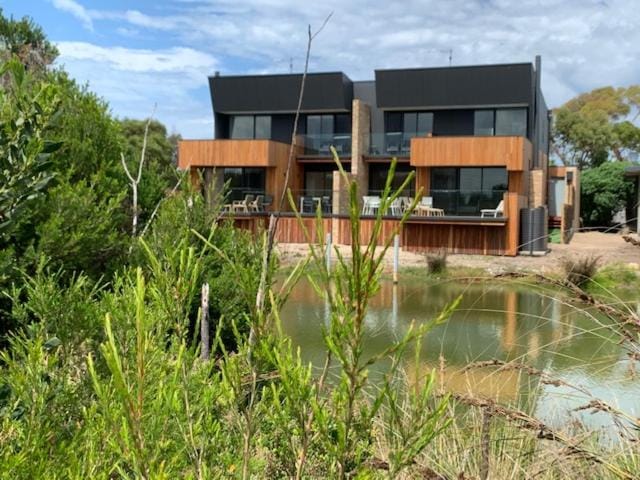 Broadbeach Inverloch Resort in Inverloch