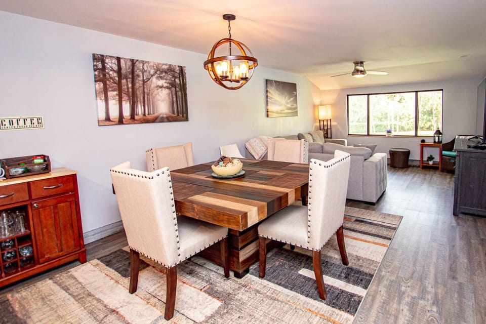 Golf & Tennis Community - Lakeview Oasis House in Wesley Chapel