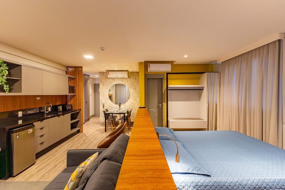 Communal lounge/ TV room, Bed, Living room