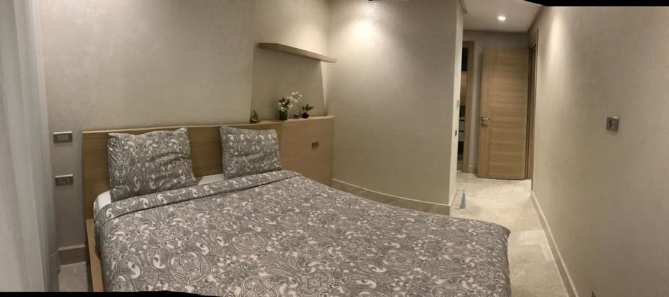 Appartement luxueux centre Casablanca Parking privé Netflix Apartment in Casablanca