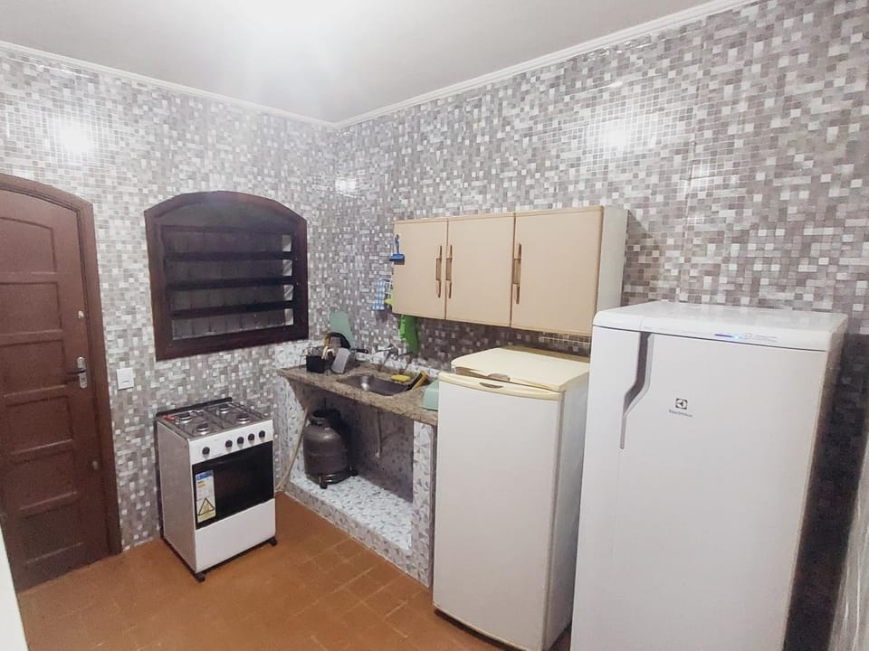 Shower, Nearby landmark, Bed, BBQ facilities, BBQ facilities, Kitchen or kitchenette, Supermarket/grocery shop, Shopping Area, dishwasher, internet, internet, internet, minibar, oven, stove