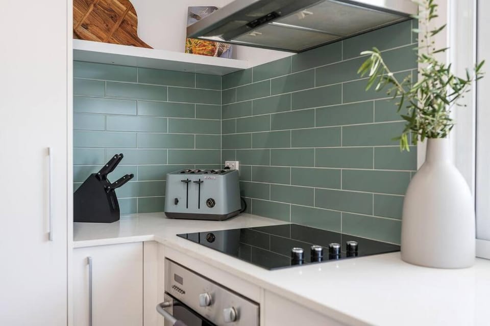 Coffee/tea facilities, Kitchen or kitchenette