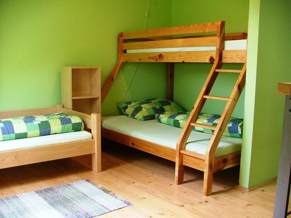 bunk bed