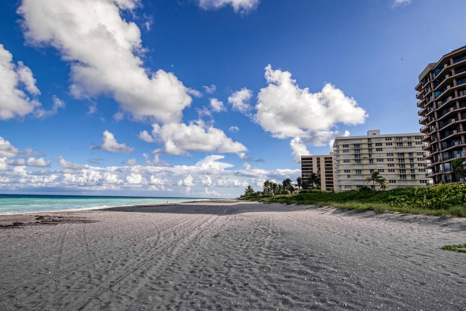 Coastal Bliss House in Juno Beach
