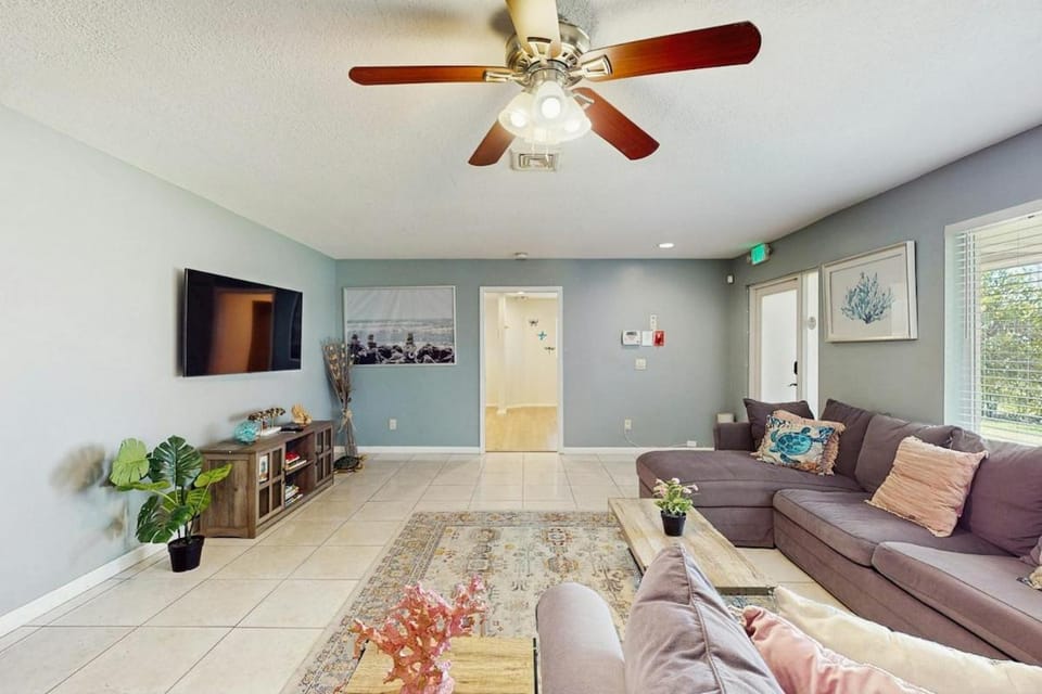 Coastal Bliss House in Juno Beach