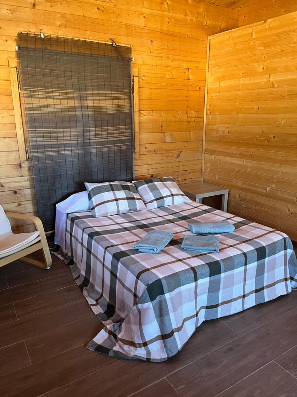 Granja escuela con bungalows Familias y grupos Parking privado gratuito Farm Stay in Community of Madrid