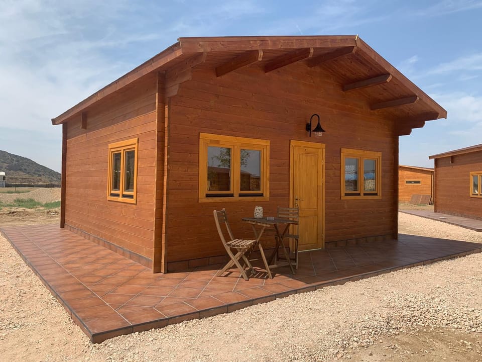 Granja escuela con bungalows Familias y grupos Parking privado gratuito Farm Stay in Community of Madrid
