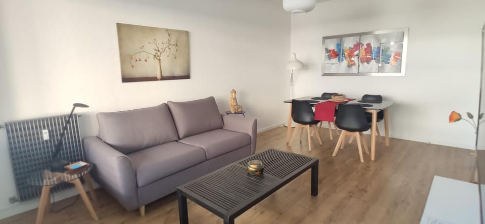 apartment 50m from historic town 5min Beach Palais Croisette - Free private parking Apartment in Cannes