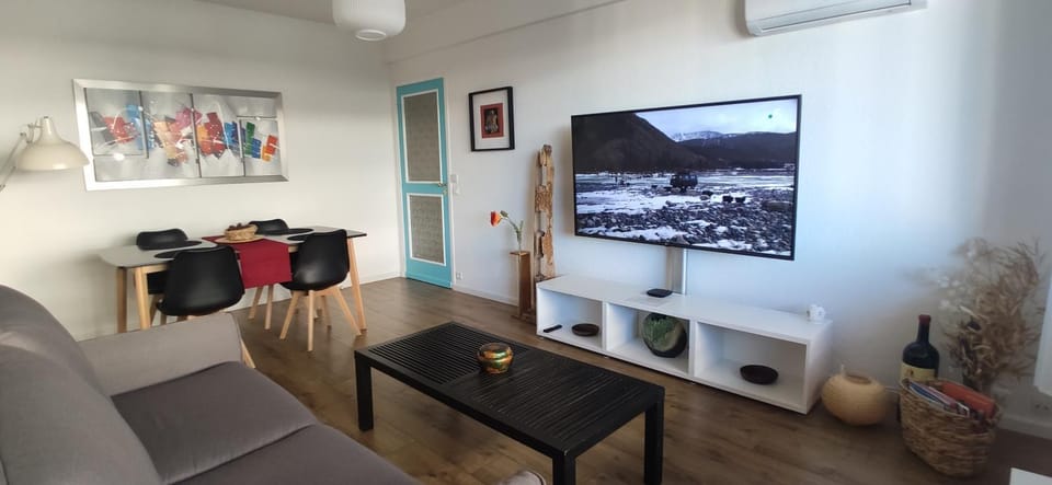 apartment 50m from historic town 5min Beach Palais Croisette - Free private parking Apartment in Cannes
