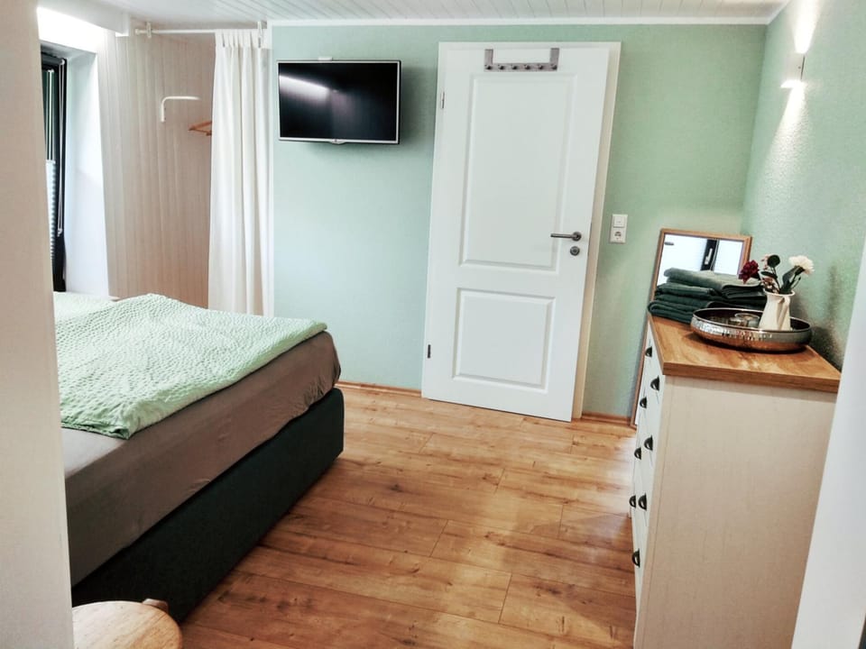 TV and multimedia, Bedroom
