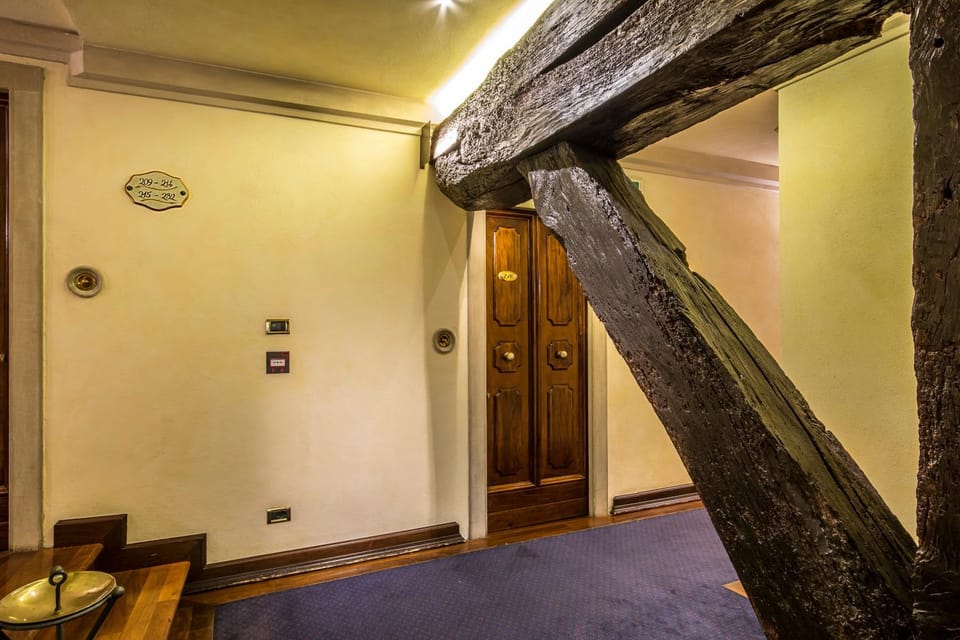 View (from property/room), Decorative detail