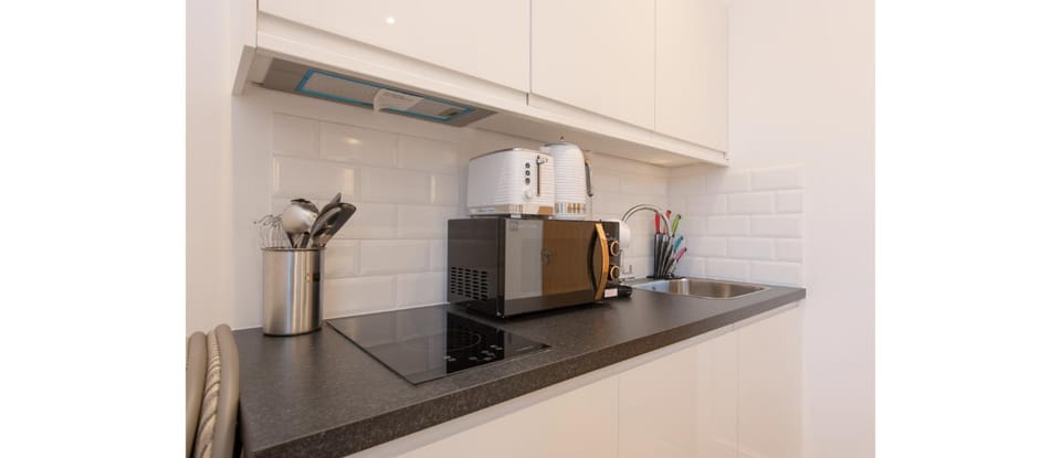 Coffee/tea facilities, Kitchen or kitchenette, toaster