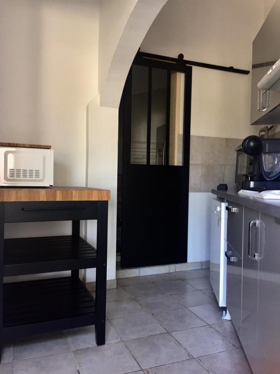 Kitchen or kitchenette