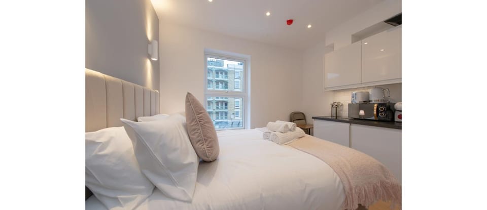 Bed, Coffee/tea facilities, Kitchen or kitchenette, Bedroom