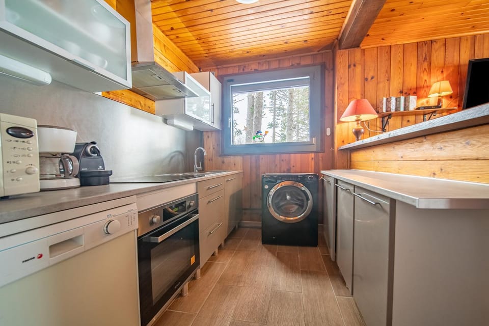 Kitchen or kitchenette, Other