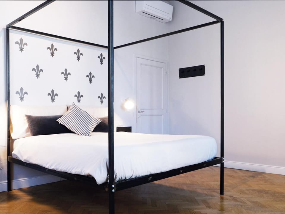 Domus 19 Bed and Breakfast in Florence