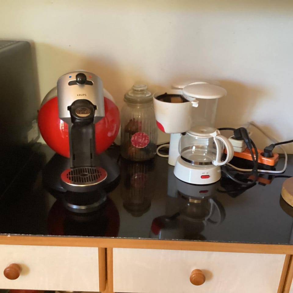 Coffee/tea facilities
