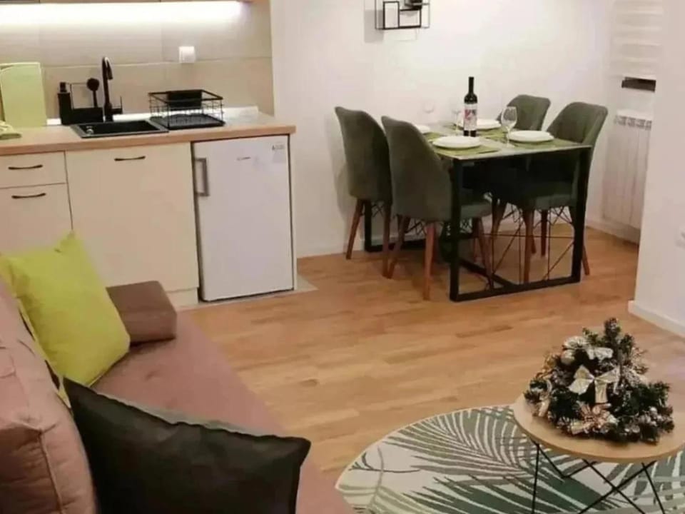 Apartman Pahuljica Tara Apartment in Zlatibor District, Serbia