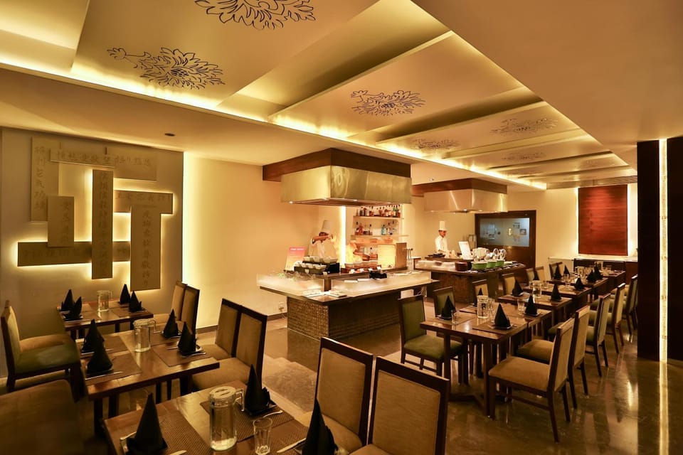 Restaurant/places to eat, Other, Food, Drinks
